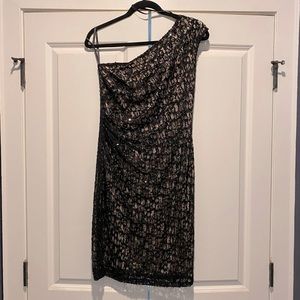 David Meister Size 8 One shoulder dress